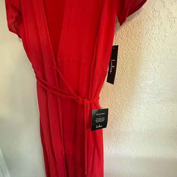 Red Classic Wrap Dress with flutter sleeves. NWT LuLus. Medium - Picture 9 of 10